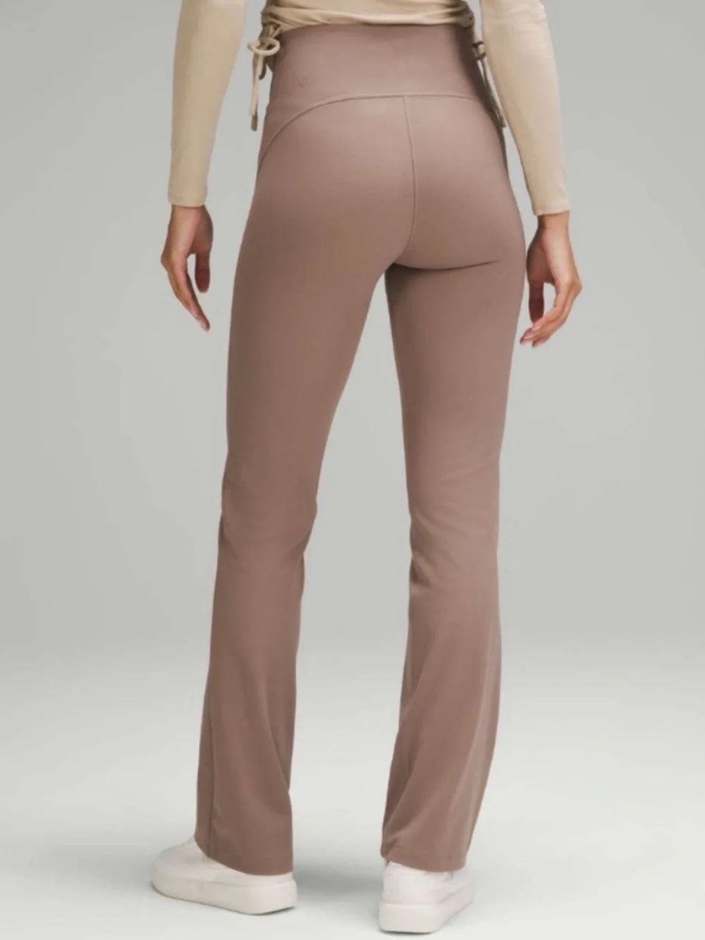 Lululemon Smooth Fit Pull-On High-Rise Pant  Size 6 NWT